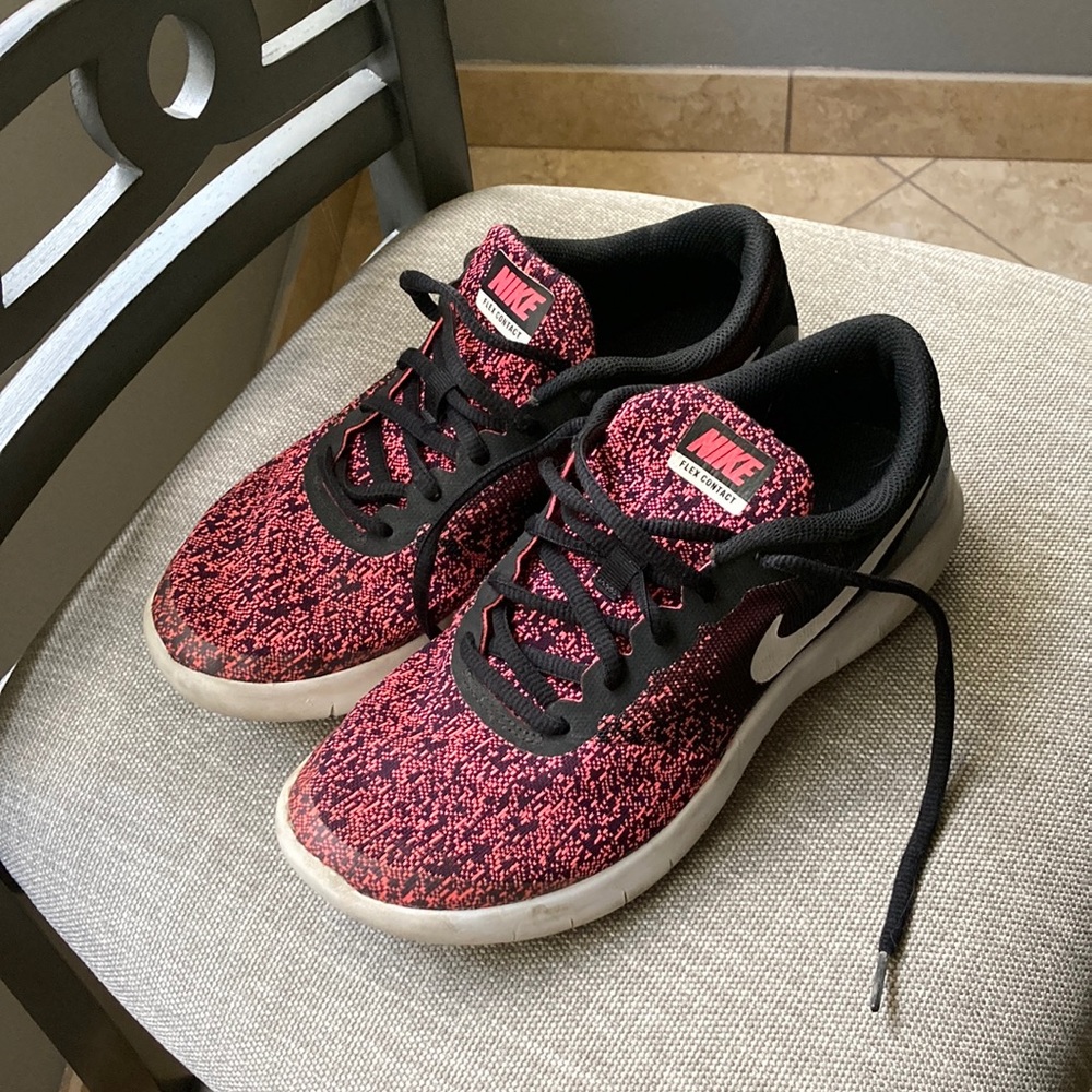 Nikes shoes